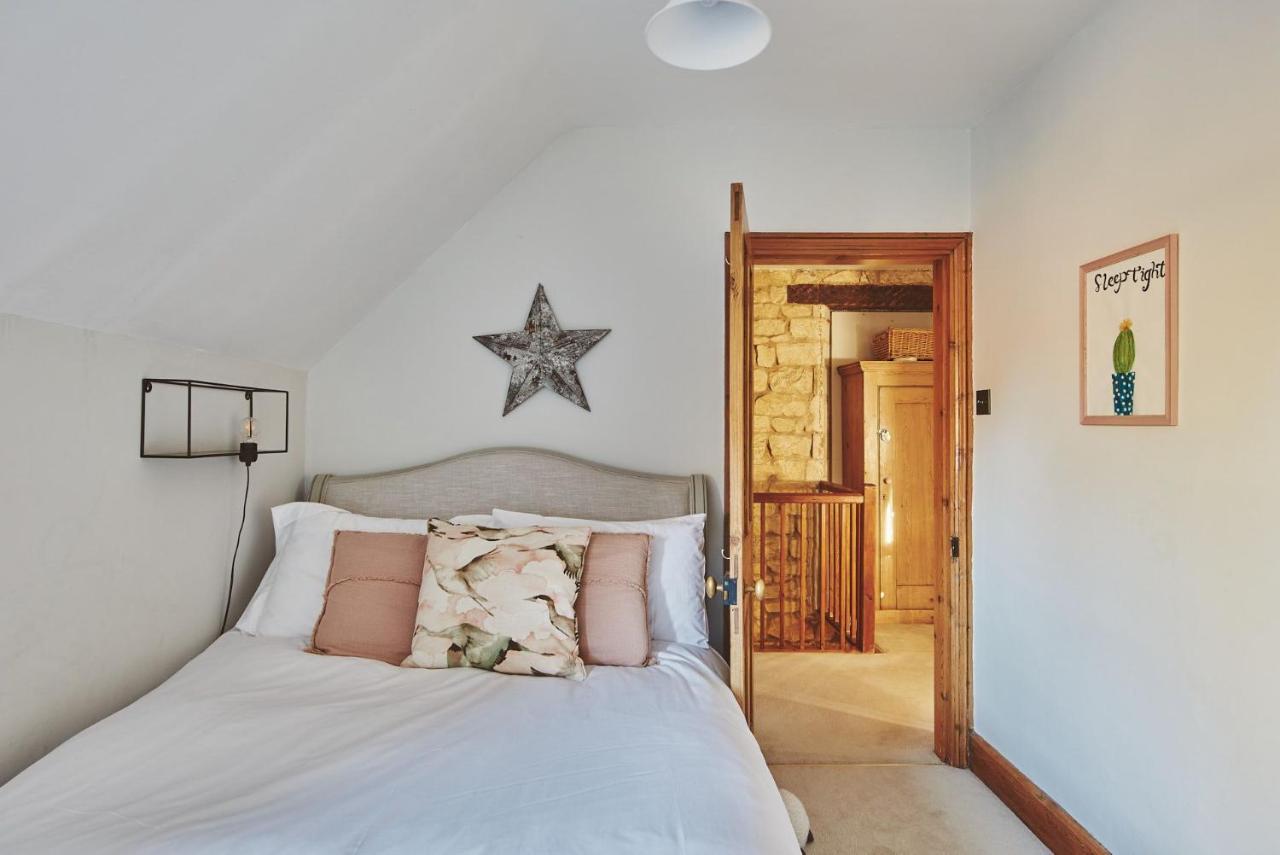 Large Stylish Luxury Cotswold Cottage - Ideal For Families, W/ Ev Charging أندوفيرسفورد المظهر الخارجي الصورة
