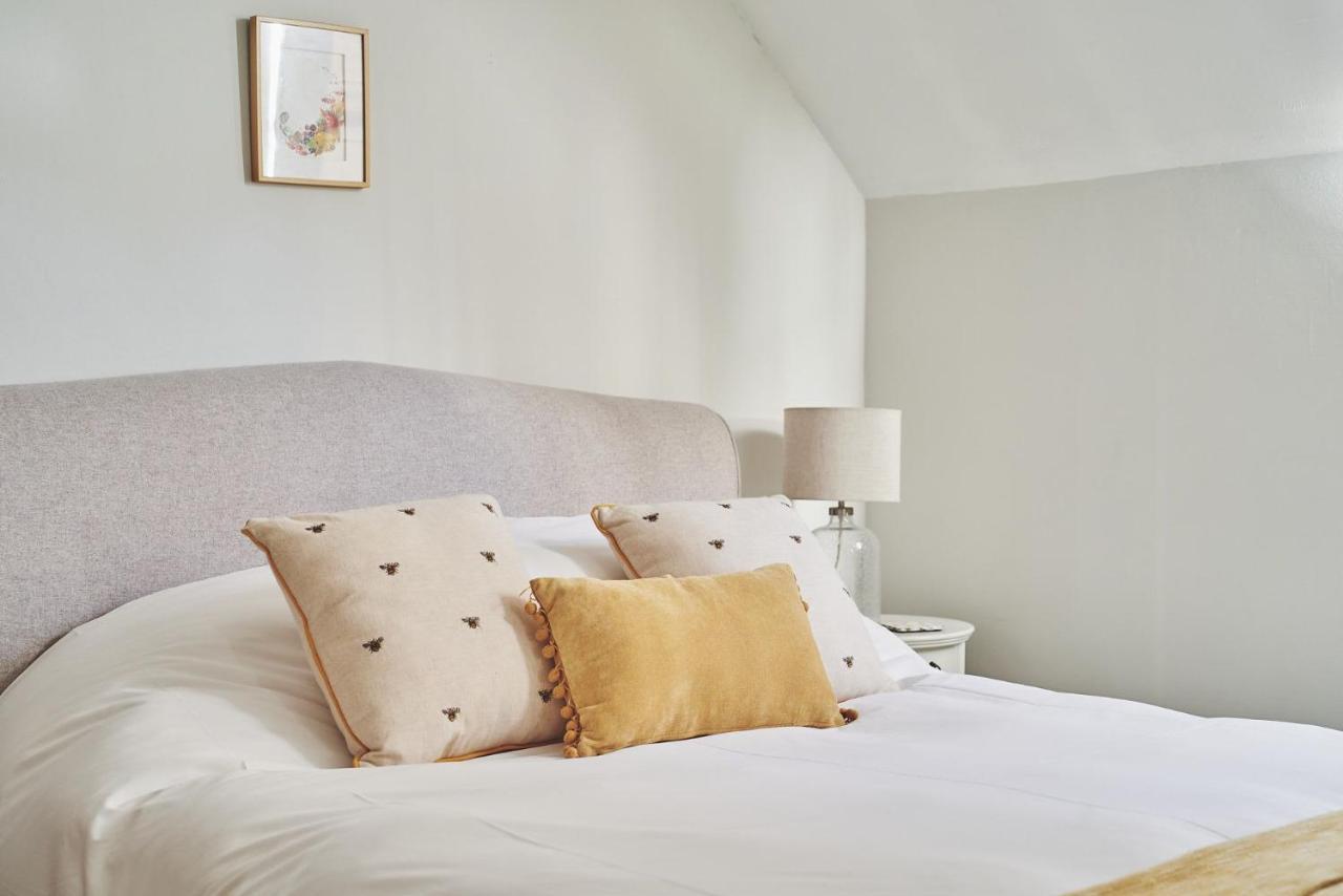 Large Stylish Luxury Cotswold Cottage - Ideal For Families, W/ Ev Charging أندوفيرسفورد المظهر الخارجي الصورة