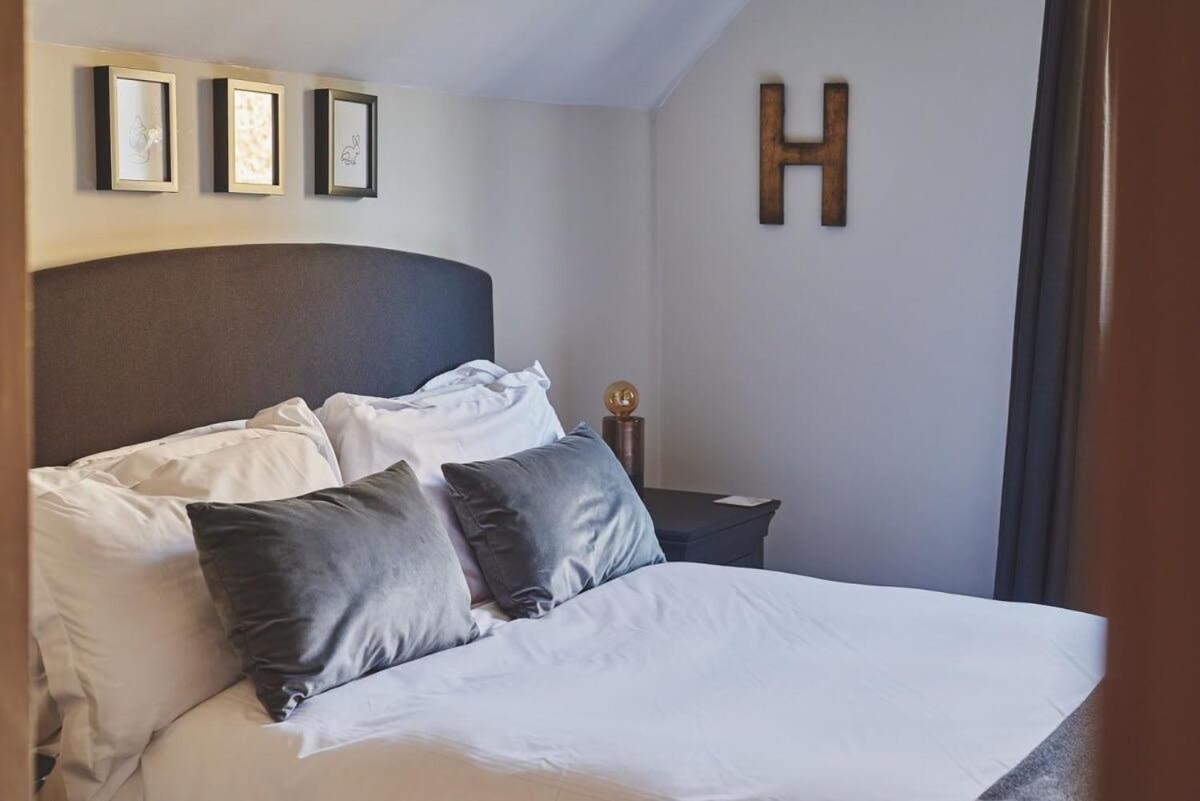 Large Stylish Luxury Cotswold Cottage - Ideal For Families, W/ Ev Charging أندوفيرسفورد المظهر الخارجي الصورة