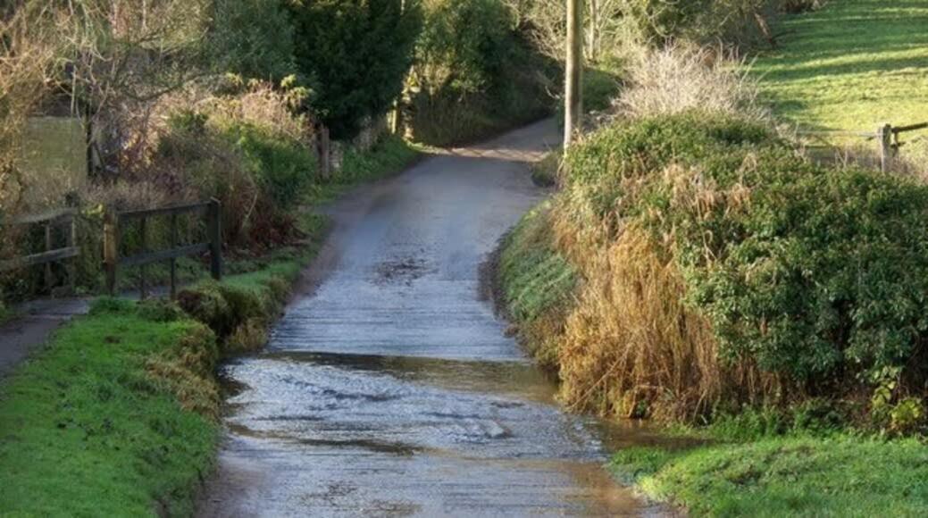 Large Stylish Luxury Cotswold Cottage - Ideal For Families, W/ Ev Charging أندوفيرسفورد المظهر الخارجي الصورة