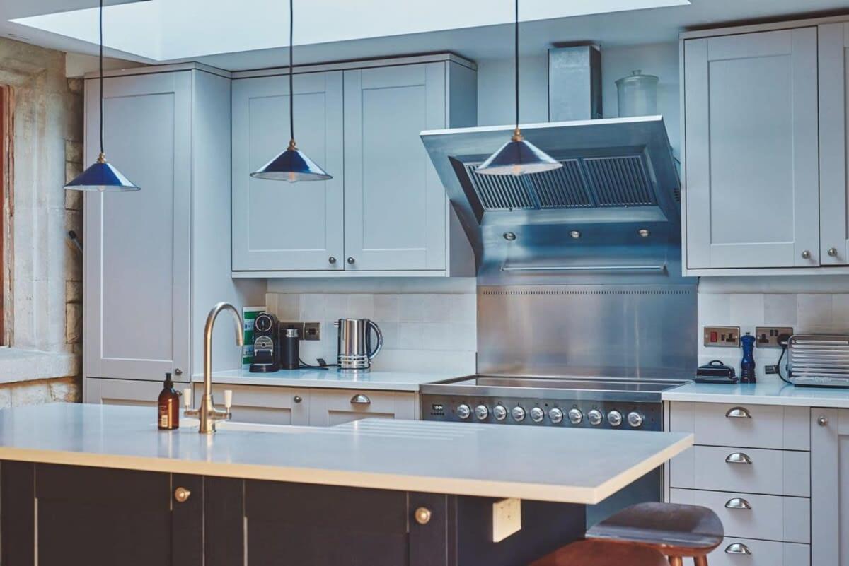 Large Stylish Luxury Cotswold Cottage - Ideal For Families, W/ Ev Charging أندوفيرسفورد المظهر الخارجي الصورة