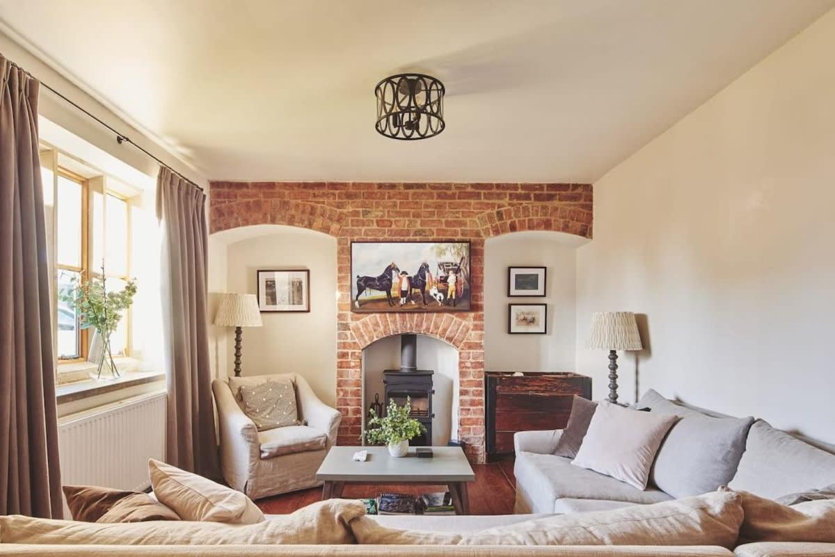 Large Stylish Luxury Cotswold Cottage - Ideal For Families, W/ Ev Charging أندوفيرسفورد المظهر الخارجي الصورة